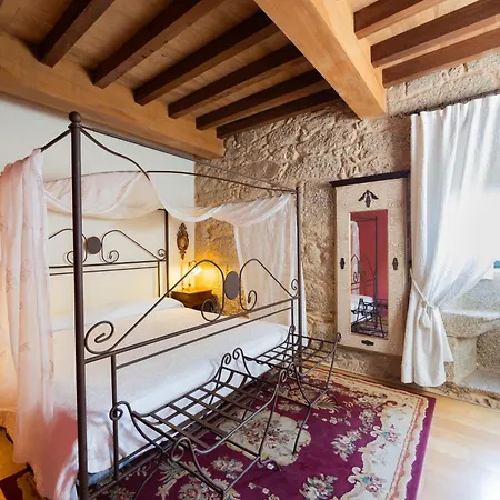 Abadia Caldaria * A Arnoia