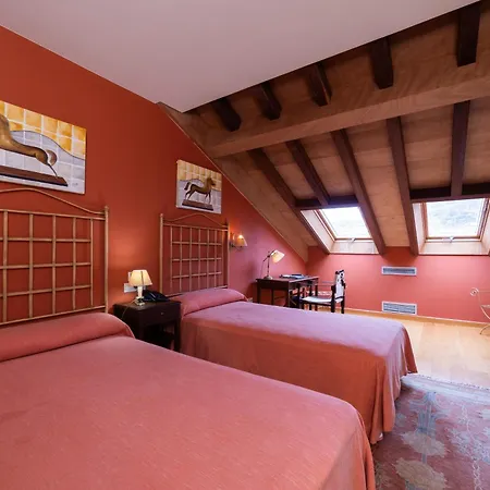 Abadia Caldaria * A Arnoia