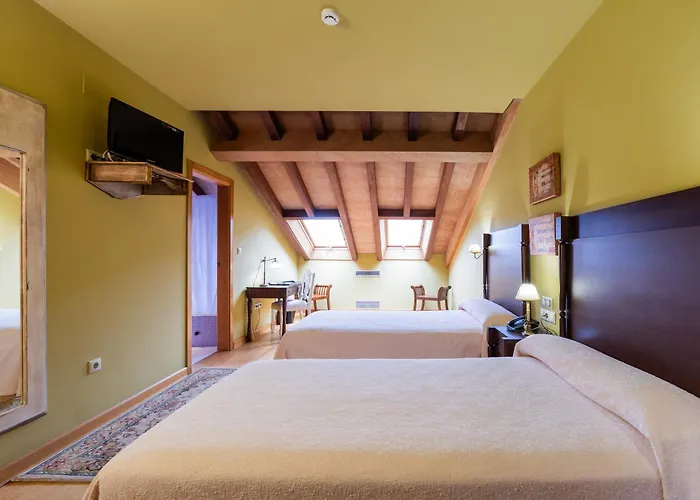 Abadia Caldaria Hotel *